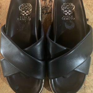 X strap sandals. Black with light pink lining